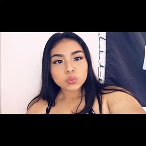 Meet your Posher, Jocelyn